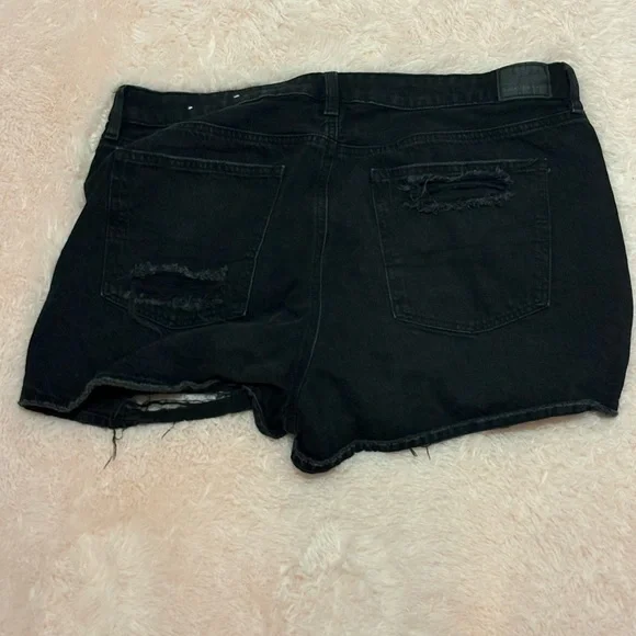 American Eagle Outfitters Black Ripped Jean Shorts - Picture 2 of 3